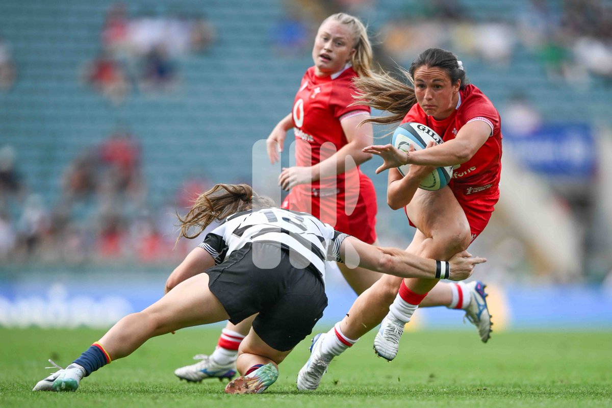 replay_images's tweet photo. Great win for Wales Women over the Barbarians.
Barbarians 17 - 34 Wales
Allianz Stadium, Twickenham, London.
27th June 2026
@Barbarian_FC @allianz_stad #barvwal #rugby #RugbyUnion #rugbylife #rugbyfamily #womensrugby https://t.co/WQi115tY3U