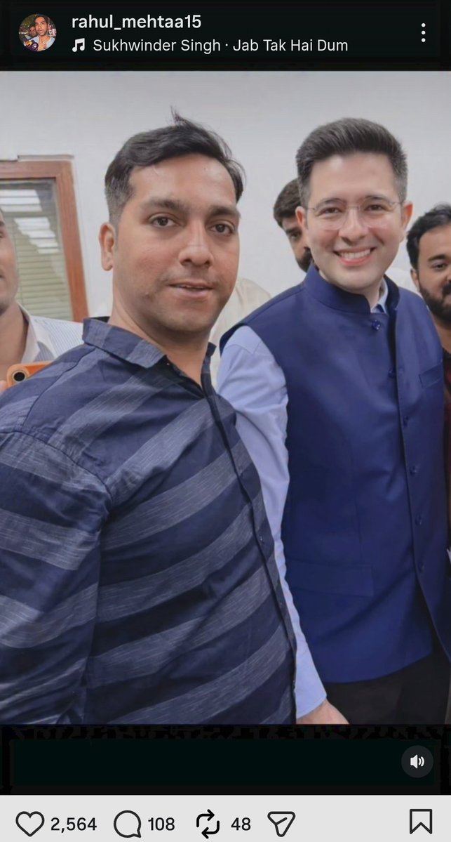 zoo_bear's tweet photo. Unnis bees ka fark hai... Pehle Raja Singh ka fan tha aur ab @raghav_chadha ka. https://t.co/LaXLh7cjHv
