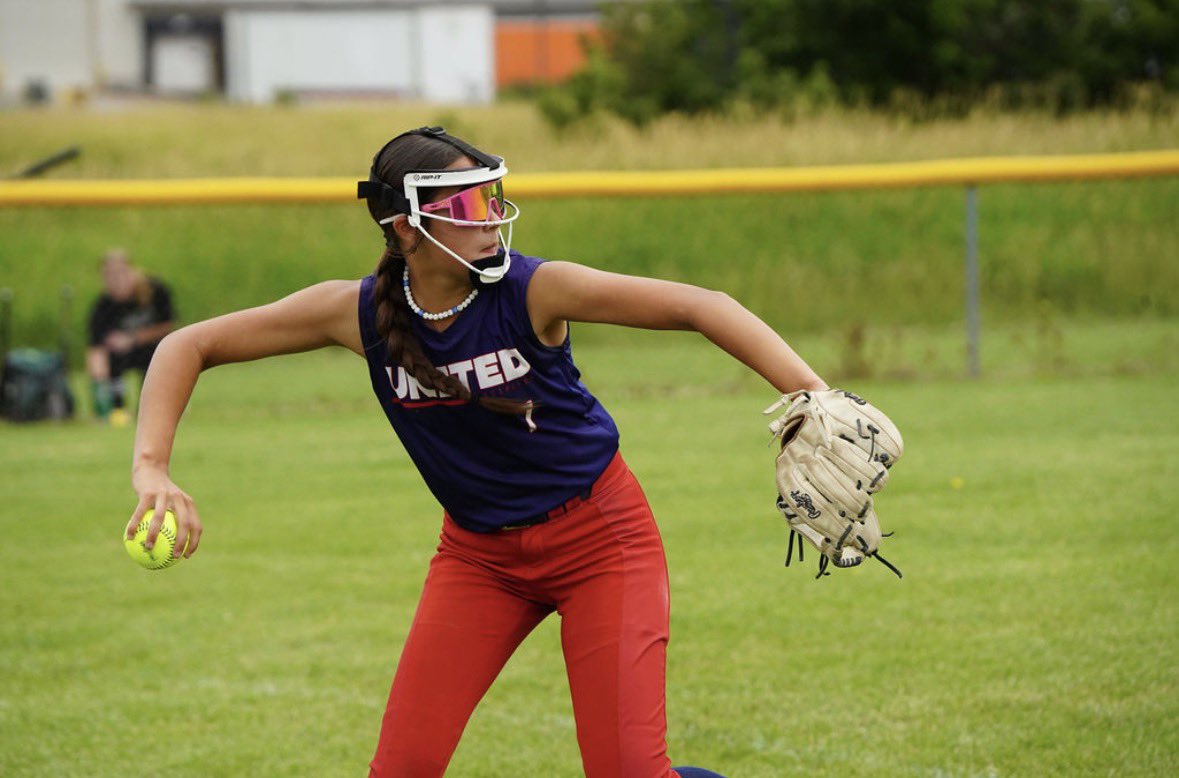 OliNguy2029's tweet photo. This weekend my team and I took 5th place in the 16u Iowa/Illinois State Championship Tournament. This weekend I hit a .385 and had an OBP of .529. We went 4-3 against some very tough competition. Here is a hit from this weekend! #uncommitted #classof2029 #softball #recruit https://t.co/S9cA6OF9ei