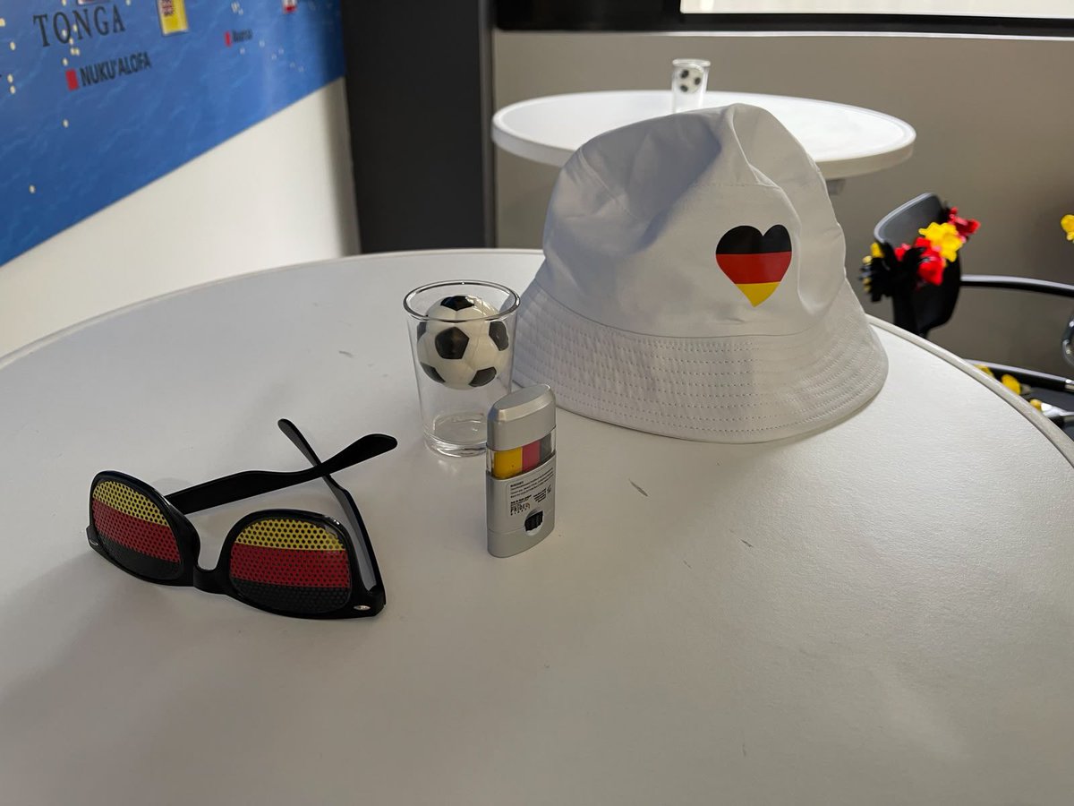 GermanyPacific's tweet photo. 🇩🇪⚽ Come on, Germany! 🇩🇪
We’re ready for another thrilling match and another fantastic World Cup get-together here in Fiji! 🇫🇯🙌
Cheering together, celebrating together – #DieMannschaft, we’re behind you all the way! 💪⚽
#GER @FIFAWorldCup #TeamGermany @DFB_Team https://t.co/f6viR2nIlA