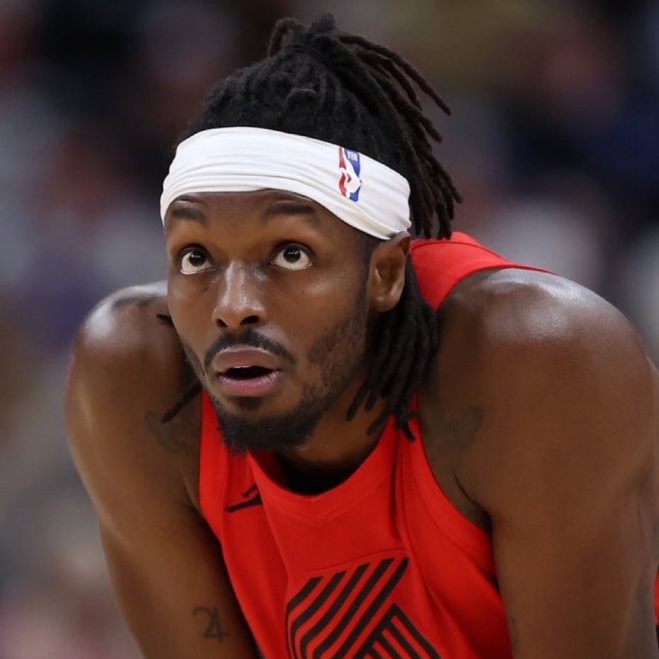 TheHoopCentral's tweet photo. FULL TRADE DETAILS:

Portland receives:
Ja Morant

Memphis receives:
Jerami Grant
Kris Murray

(via @ShamsCharania) https://t.co/exwLH4Uz4V