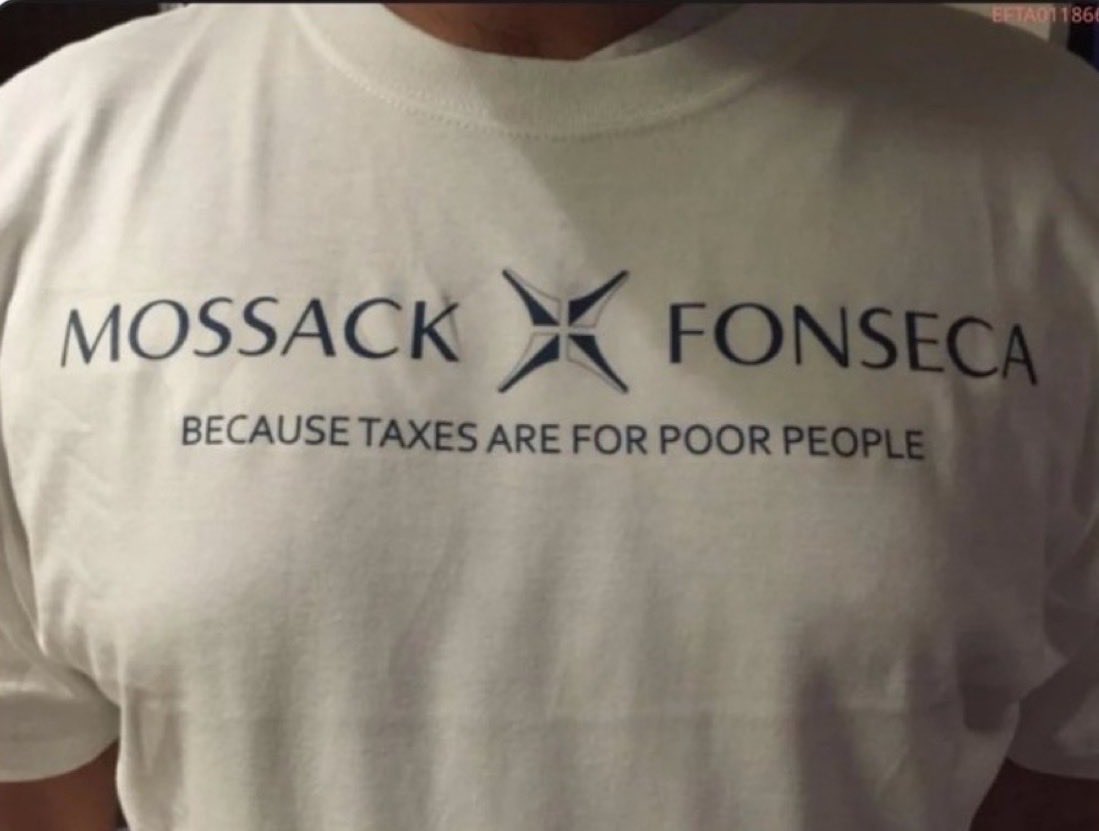 AmberWoods100's tweet photo. Jeffrey Epstein wearing a Mossack Fonseca shirt.

The same Mossack Fonseca at the center of the Panama Papers.

Interesting detail.
Same network? https://t.co/HN82K6YVET