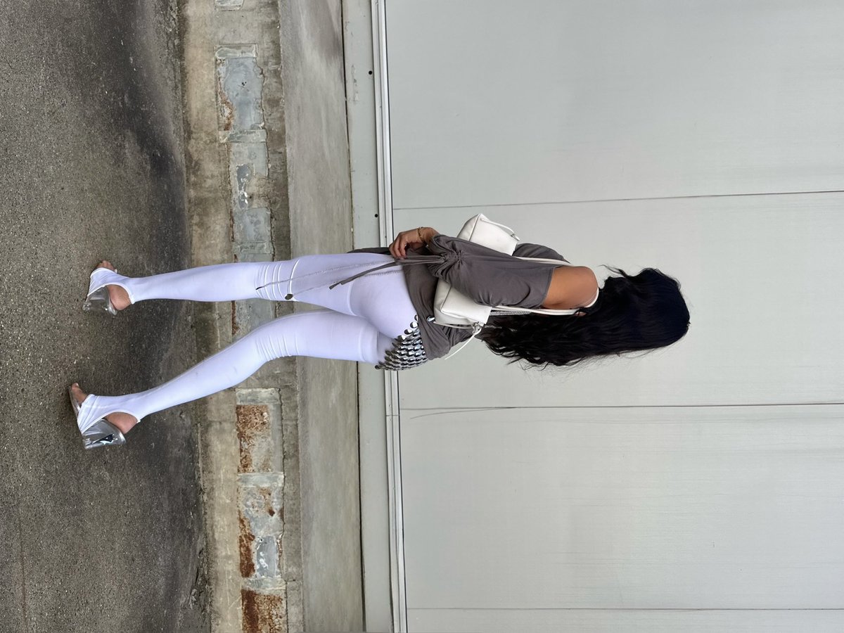 flyestdesi's tweet photo. jasmine gaziza muller https://t.co/zkry7n5UC0