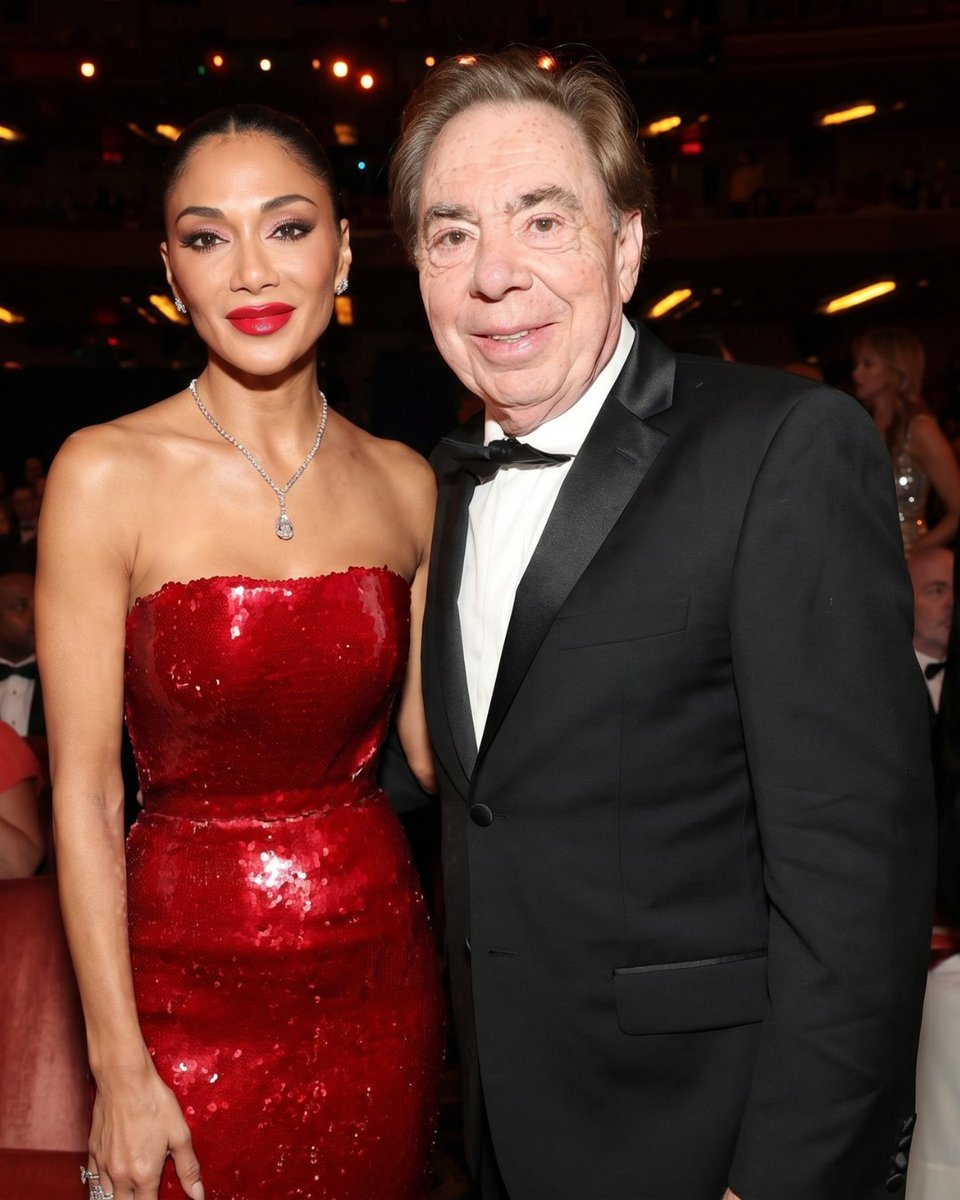 OfficialALW's tweet photo. Sending the biggest Happy Birthday wishes to @NicoleScherzy 🥳🎶 https://t.co/pOKkbxlUmw