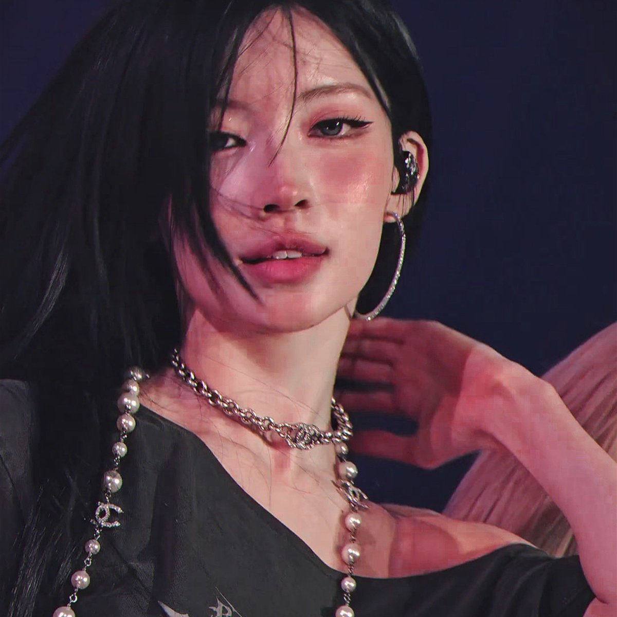 baemonbosteras's tweet photo. hot https://t.co/bmEt1Udwlf