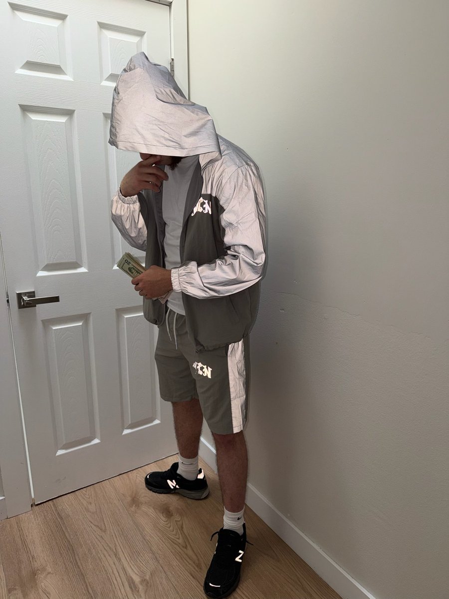 lpjayy0_'s tweet photo. Baby don’t trip bout me I swear im straight imma be at the top and it won’t be long 🤷🏽‍♂️ https://t.co/jOexPzH3UG