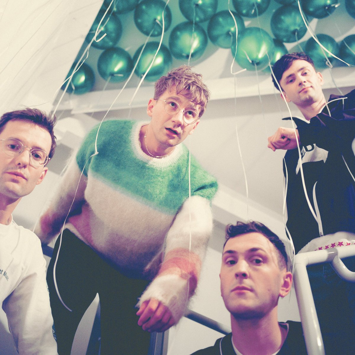 RepublicRecords's tweet photo. 5 years later and all we think about is @GlassAnimals https://t.co/v7ROmc2iPq
