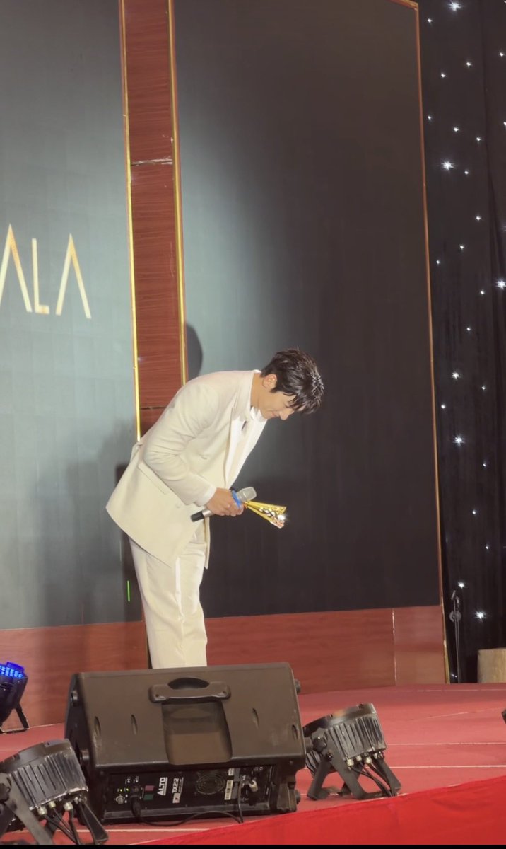 a_jiich's tweet photo. You deserve this award and all this love and appreciation,always, Ji Chang Wook  🤍. https://t.co/8ZJgWrsgs5