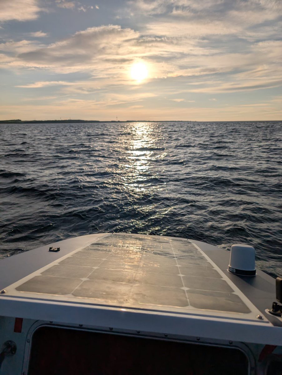 RemigesV's tweet photo. A few action shots of HMS Handsome … I mean Team Remiges V.
🤣🤣🌊🌊🚣‍♀️🚣‍♀️

Valuable experience for us all out here in the North Sea with varying winds, currents/tides and of course the weather that the lovely North East of Scotland throws at us.

https://t.co/Xr9x6uKHwd https://t.co/64Du8OCSLt