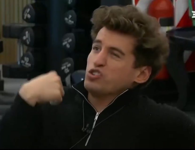 becerrastic's tweet photo. el día que nos pongamos todos de acuerdo oara sacar a este ridículo 🙏🏻

#GranHermano https://t.co/dXO3QVviyV