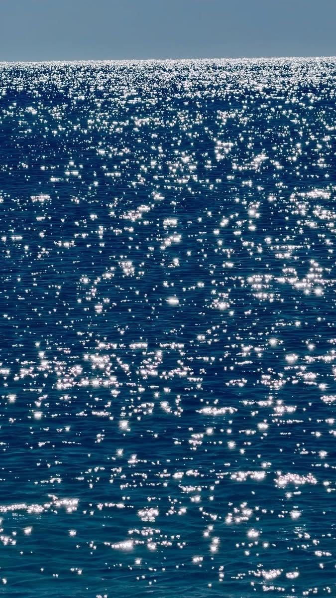 calmlivng's tweet photo. sunlight on water https://t.co/KMr5a87pBx