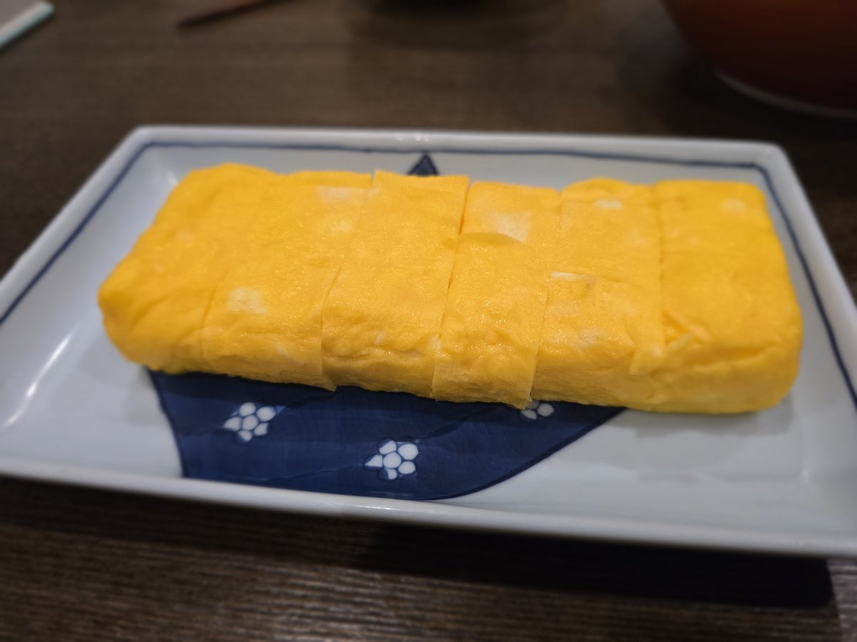OJC3000's tweet photo. 丁寧な暮らしを心がけているので、玉子を焼いて気持ちを落ち着かせます。 https://t.co/schoPMWe2k