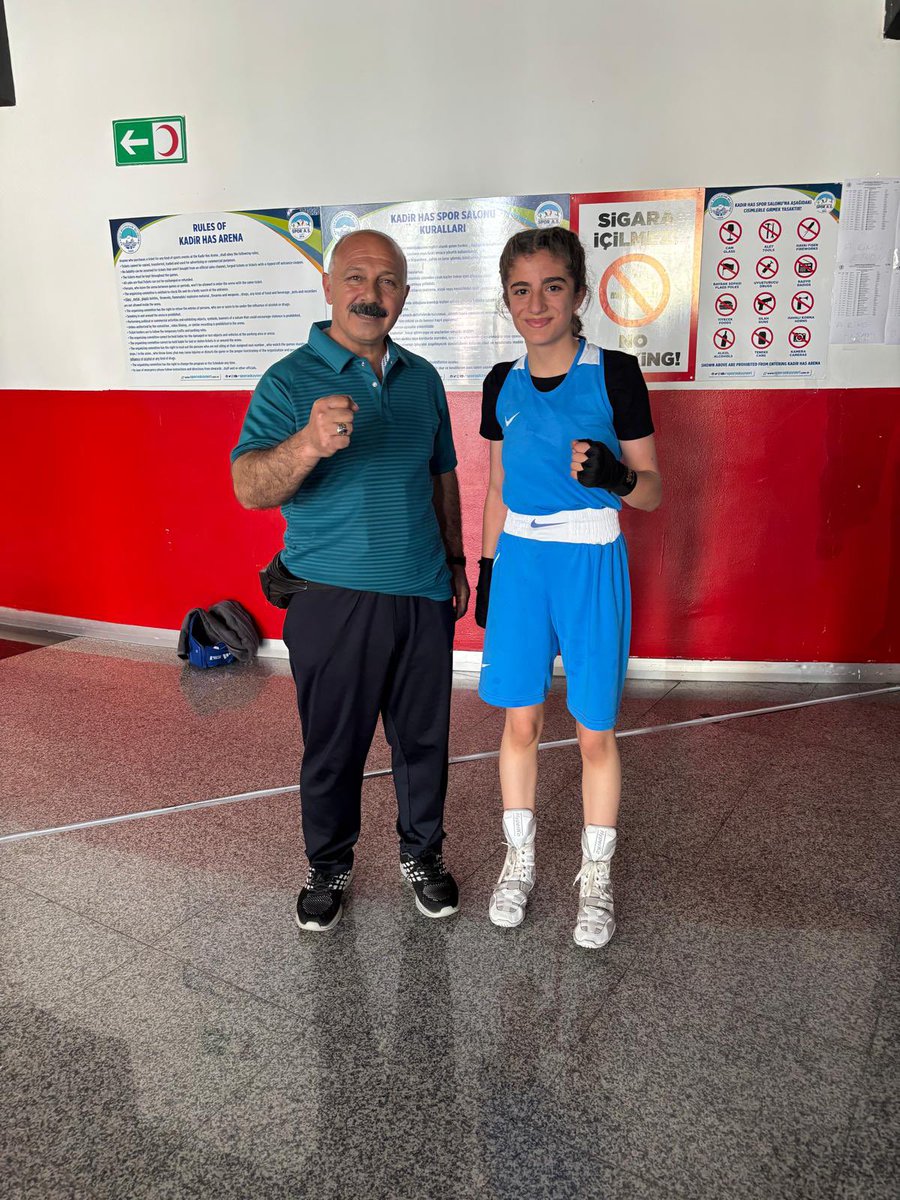 GSB_Kars's tweet photo. 🥉 Kars’tan Çifte Türkiye Üçüncülüğü Gururu! 🇹🇷
Kayseri’de düzenlenen Türkiye Şampiyonası’nda ilimizi temsil eden sporcularımız önemli bir başarıya imza attı.
🥉 42 kg’da Amara Koyuncu, 🥉 57 kg’da Ezel Su Tip,
kategorilerinde Türkiye üçüncüsü olarak bizlere büyük gurur yaşattı https://t.co/uVCRWRAfYj