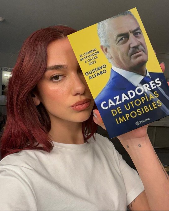 TheChipi's tweet photo. Dua Lipa pone pausa a su luna de miel para ver el Alemania vs Paraguay.

Via @TMZ https://t.co/H5N2dcGvXi