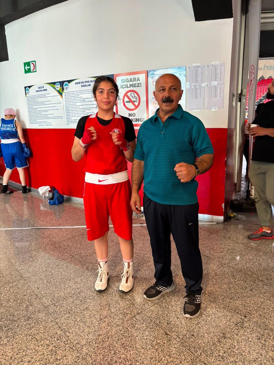 GSB_Kars's tweet photo. 🥉 Kars’tan Çifte Türkiye Üçüncülüğü Gururu! 🇹🇷
Kayseri’de düzenlenen Türkiye Şampiyonası’nda ilimizi temsil eden sporcularımız önemli bir başarıya imza attı.
🥉 42 kg’da Amara Koyuncu, 🥉 57 kg’da Ezel Su Tip,
kategorilerinde Türkiye üçüncüsü olarak bizlere büyük gurur yaşattı https://t.co/cN1YDJ6Z2L