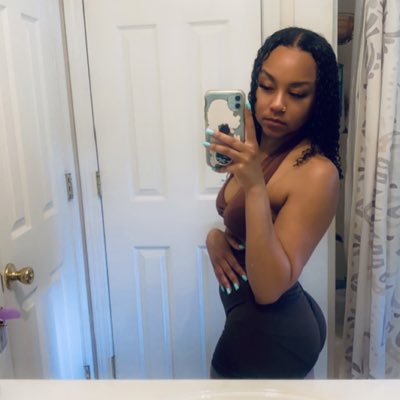 yemaja_'s tweet photo. #NewProfilePic https://t.co/jeOAxwEETd