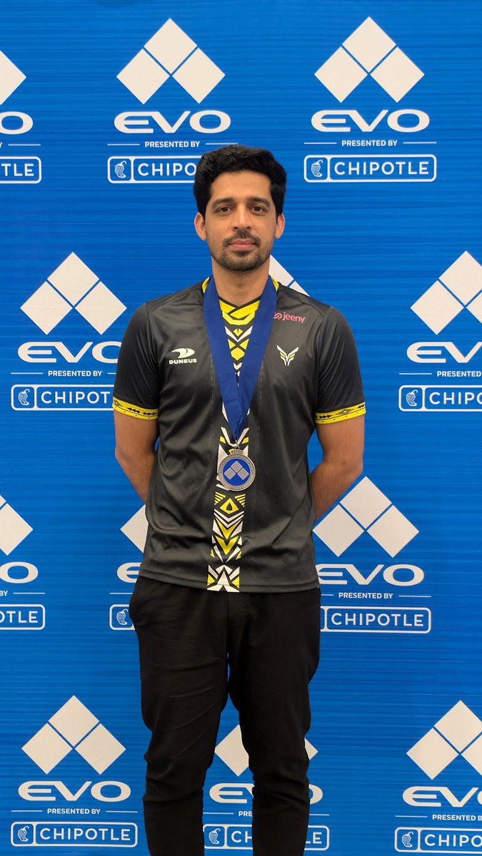 QasimMeer3's tweet photo. Alhamdulillah for everything. ❤️

5th at EVO and qualified for the Esports World Cup! Huge thanks to everyone for the love and support. I'll keep grinding, keep improving, and InshaAllah come back even stronger at EWC. 🇵🇰🎮 https://t.co/AowH0LUGvc