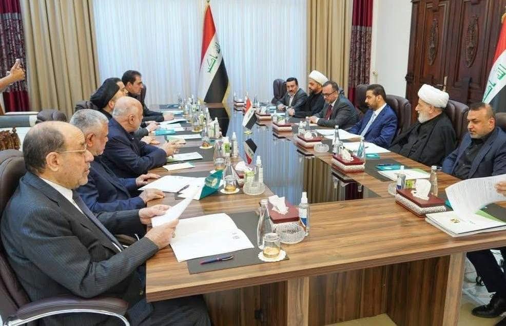 Emaad_S_M_R's tweet photo. عمالقة الفساد 
هل يستطيع الزيدي فتح ملفاتهم؟ https://t.co/NgLNUQBOca