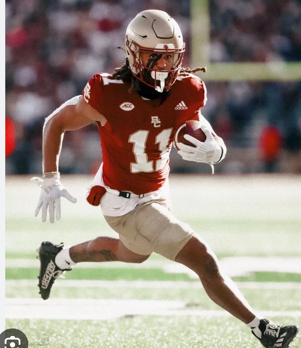 jaylen_fitz2027's tweet photo. Blessed to receive an offer from Boston College!!

@therealkwat
@coach_jcornell @BCFootball  
@SWiltfong_  @Rivals @On3 
@AllenTrieu @LemmingReport @TomLoy247 @CraigHaubert @CoachBetton44 @ProfessorMFitz 
#GoEagles #EagleNation https://t.co/R8k4fgHrpe