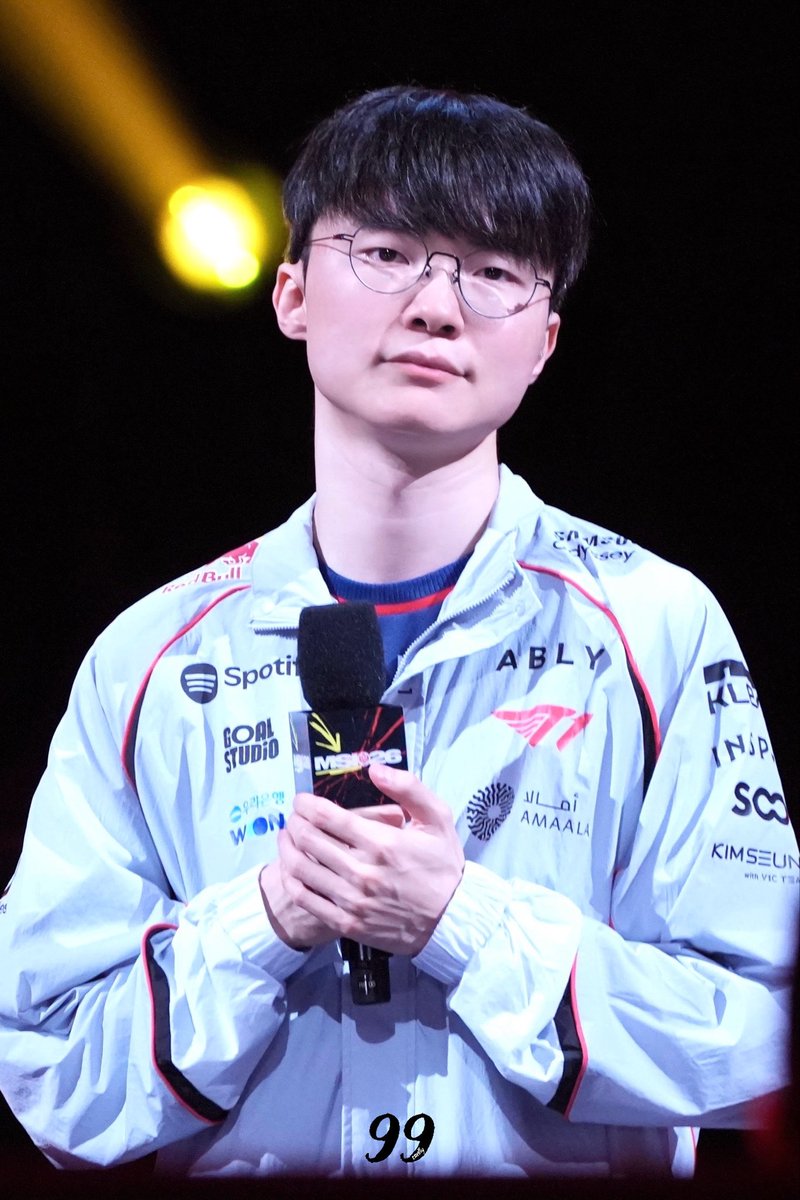 99canfly99's tweet photo. 260628 MSI

봐도봐도 고양이 맞네여..

#FAKER #페이커 https://t.co/Lxw5rPGZ7l