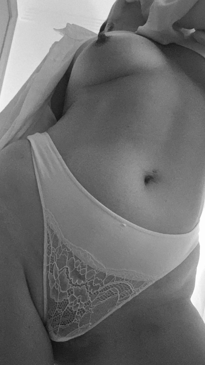 Rapozinhafree's tweet photo. Boa noite amores. 🥰😍😈
#Gozando
#siririca
#sexo
#prazer
# https://t.co/Z6FT8ENwia