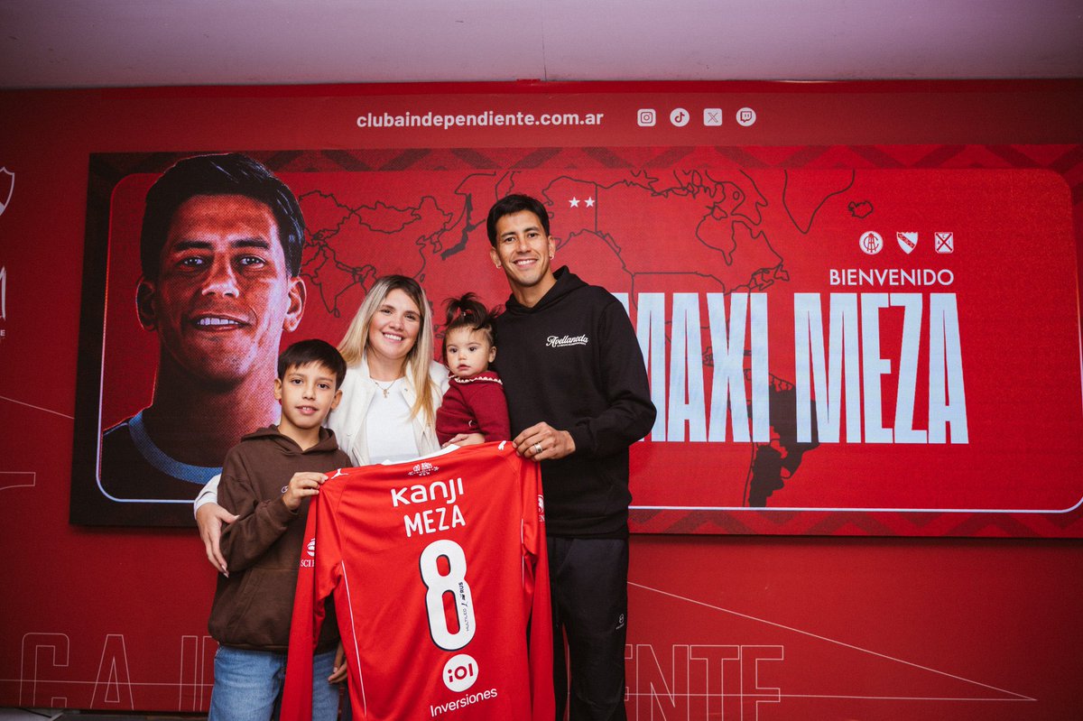 juanbalbi9's tweet photo. 🚨 Noticias del día de River 👇

❌ Maxi Meza rescindió contrato y fue presentado en Independiente.

✅ Los juveniles Tobias Goytía, Jonathan Spiff, Valentin Lucero y Yutiel Susano se suman a la pretemporada en España y estarán en el amistoso con Flamengo.

➡️ Subiabre habló con Di Carlo para asumir su error de jugar un partido de fútbol amateur y el club puede sancionarlo económicamente.