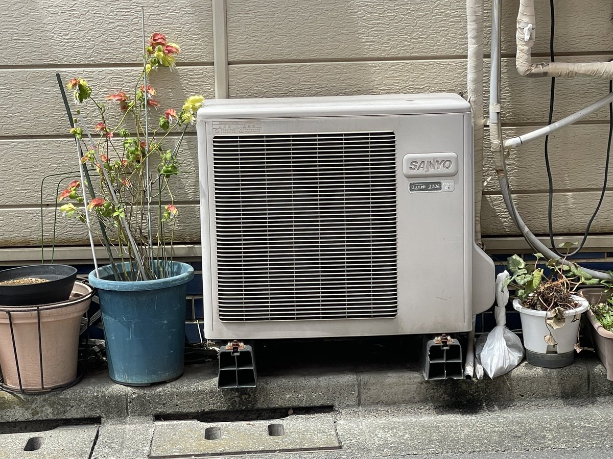 室外機