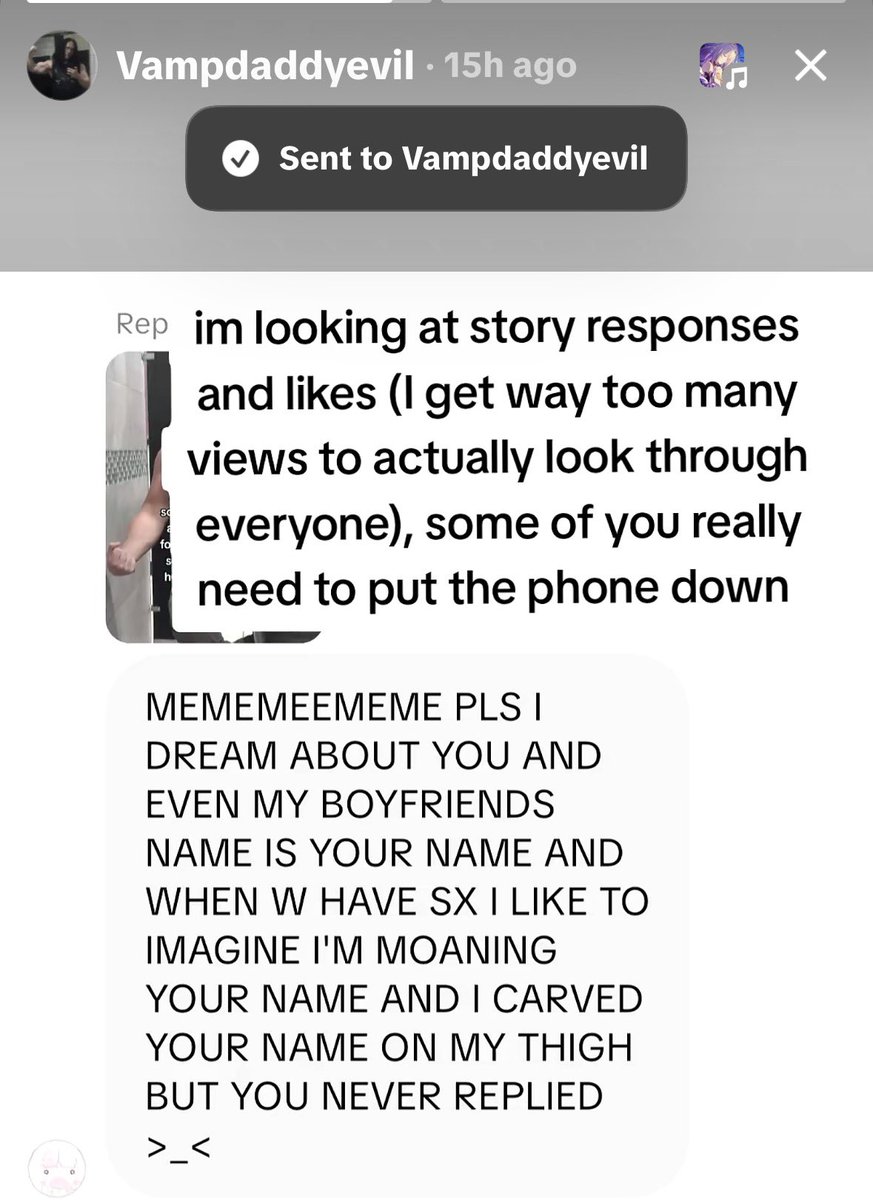 skypeGF_'s tweet photo. He noticed and posted me on his story is this aura https://t.co/WsS9syaSdX