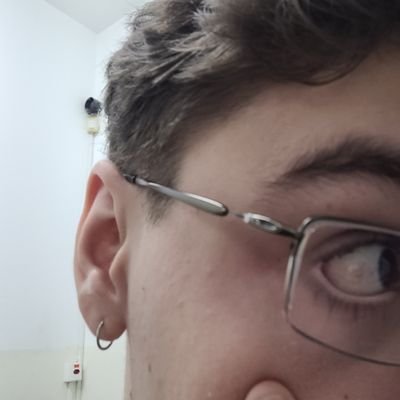 simao_coqueiro's tweet photo. @j_trimeto @pedroalpm Aí tu vai ver e é um bando de gente com sobrepeso que nunca fez 1 esporte na vida, não sabe bater e não consegue correr 30 segundos  passar mal https://t.co/va7UJMSosT