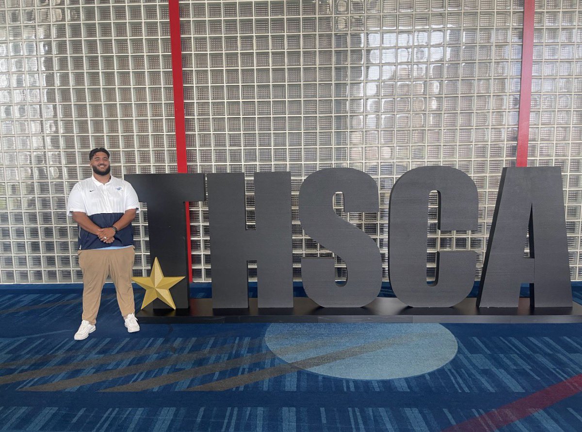 CoachBence's tweet photo. We are 20 Days away from @THSCAcoaches Coaching School ‼️ So here's a thread of all the amazing things you can do at Coaches School ‼️

#THSCABrandAmbassador #ETC #Builtwithpurpose https://t.co/EFST552qiI