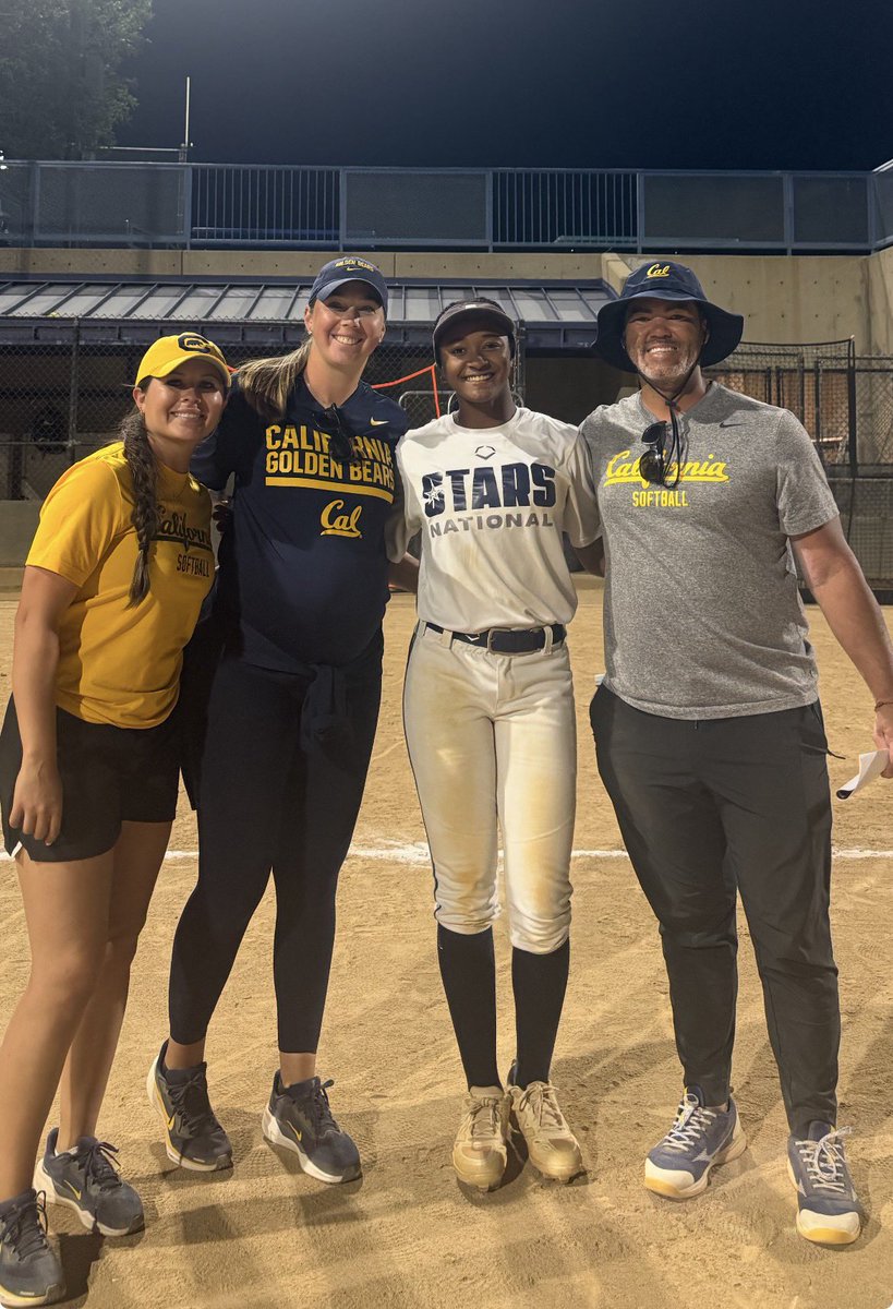 ldeanda2030's tweet photo. @CalSB thank you for an amazing camp experience! It was great meeting you all and looking forward to the next camp at UC Berkeley campus!
GoBears #CalSoftball #Cal #ACCSoftball #SoftballRecruiting #ClassOf2030 #StudentAthlete https://t.co/kxyWaTrTmr