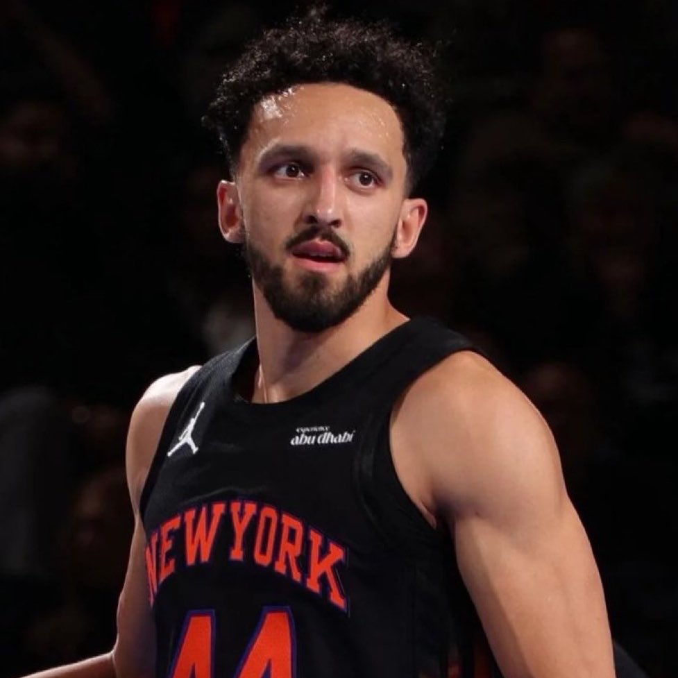 TheHoopCentral's tweet photo. Landry Shamet turned down the opportunity for larger offers from other teams to stay with the New York Knicks, per @IanBegley 

RESPECT. 🫡 https://t.co/mJoybuj7uG