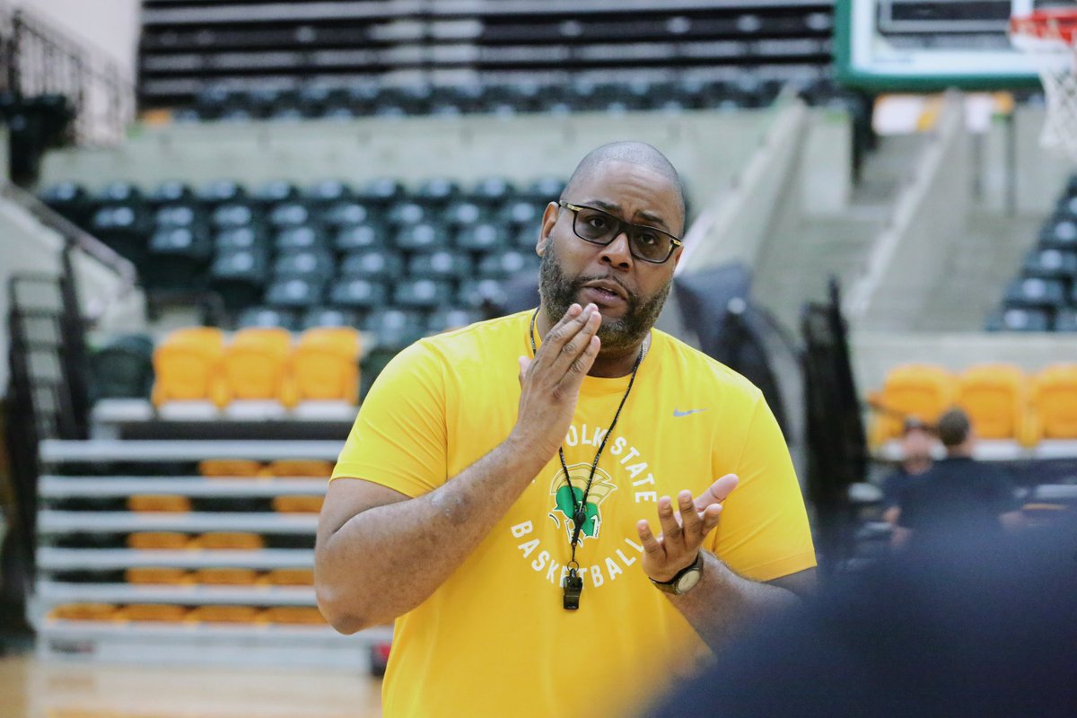 NSU_BBALL's tweet photo. Summer Lab 🧪 

#BEHOLD🔰 https://t.co/anf9S7Zibx