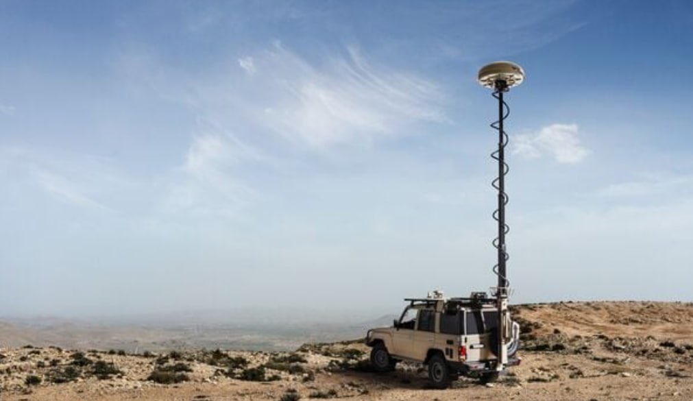 Drone_Wars_'s tweet photo. Rohde & Schwarz stated that its MBJ electronic warfare system, integrated into the THORIS counter-UAS solution, is capable of simultaneously jamming up to 10 drones. The MBJ jammer is based on the company’s ARDRONIS UAV detection and countermeasure system. #RohdeSchwarz #THORIS https://t.co/FseUxzPJDT