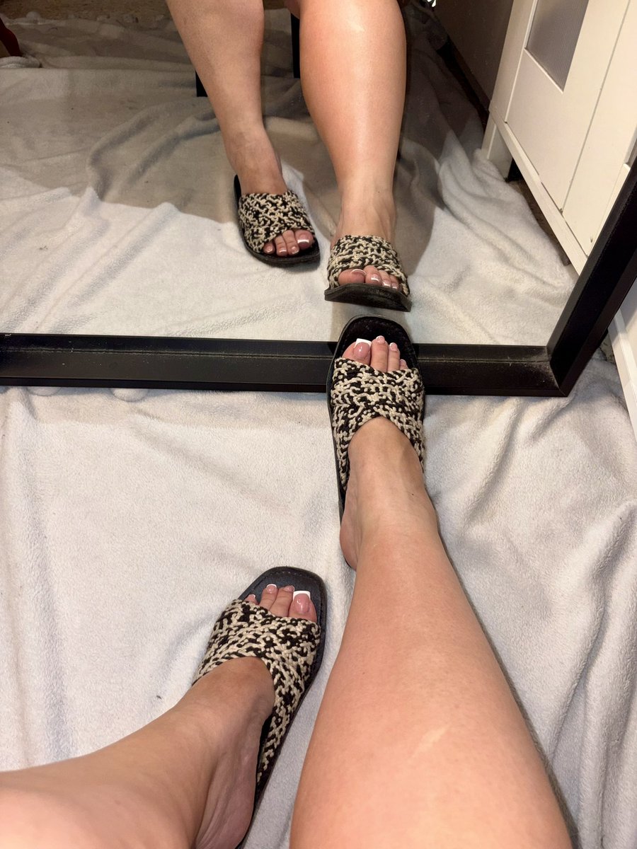 sweetlyna13's tweet photo. Pleins d’articles sur mon Vinted pour te ruiner ✨

@monslv5 @rt_dom54 @samdoggy5 @AntoRT34 @feetfeet1992 @clementlyonnai 

https://t.co/kuABOIYpfO https://t.co/JUWmEPFfVo