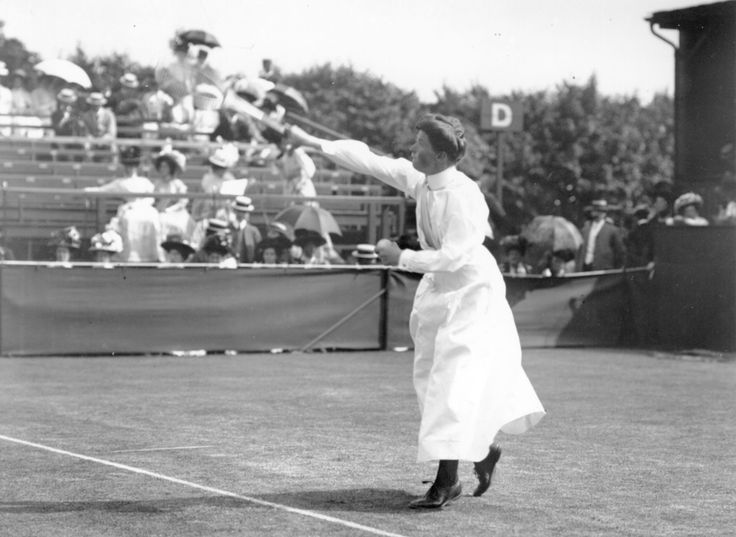 AlayeDoreen's tweet photo. "Naomi Osaka is ruining Wimbledon!"
"It's not a fashion show! It should be about tennis!" 
"This is a blatant disregard for the traditions and rules of Wimbledon"

Meanwhile, Early Wimbledon Women... https://t.co/OW2i0dn0qh