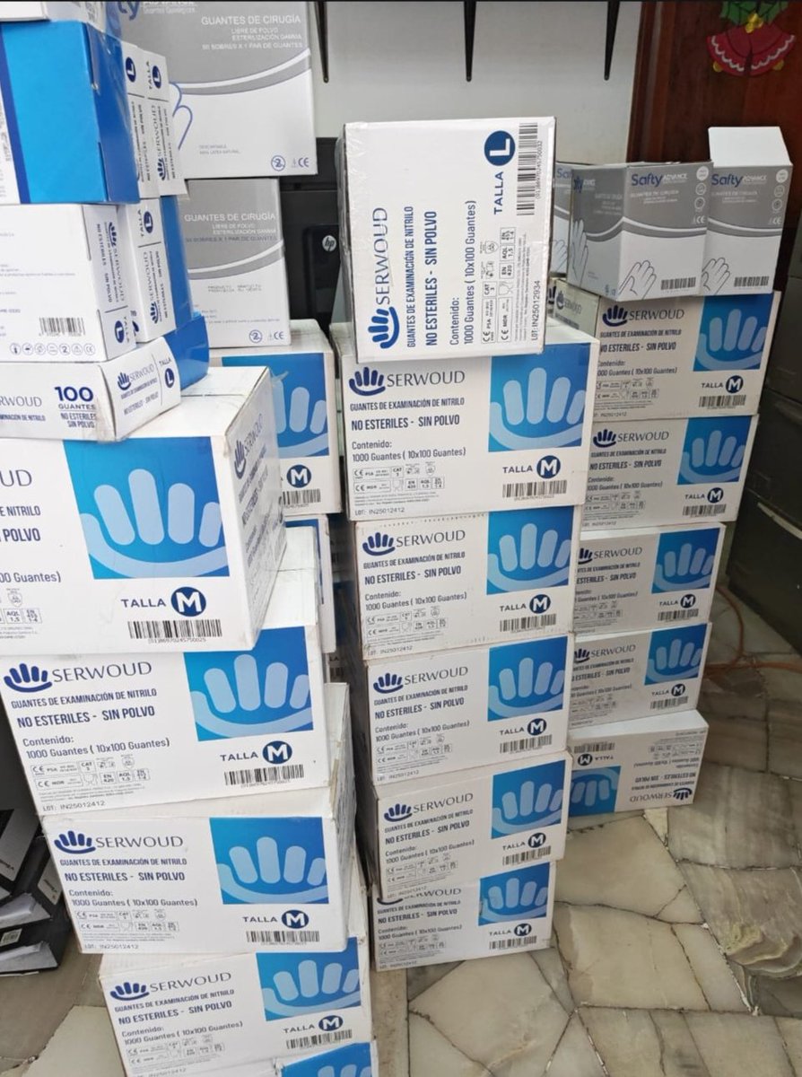 IESSStaElena's tweet photo. Llegaron las medicinas! 🩺 Recibimos un nuevo lote de medicamentos e insumos médicos para abastecer a los dispensarios del Seguro Social Campesino en Santa Elena. Trabajando para garantizar la salud de nuestros afiliados y sus familias en el sector rural. https://t.co/Q86NgQqheB