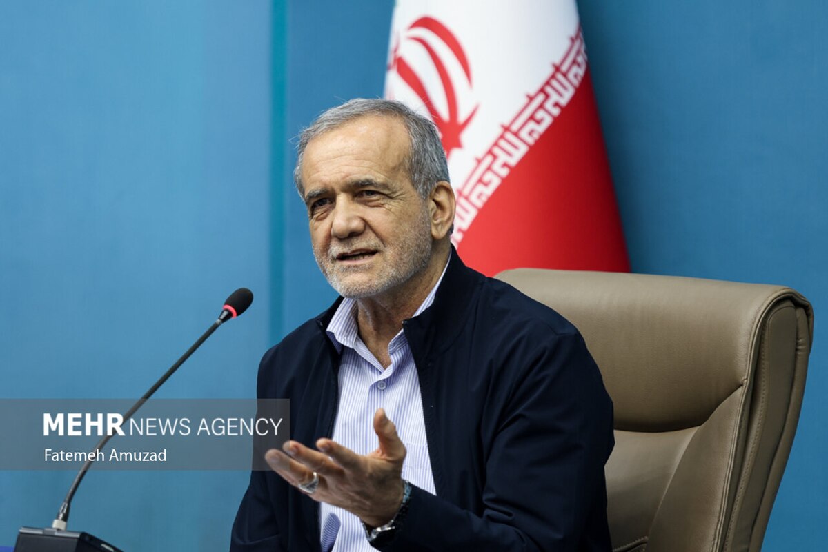 GlobeEyeNetwork's tweet photo. Pezeshkian: 

🔸The claim that I caused changes in the decisions of high-ranking institutions in the country by threatening to resign is not true. https://t.co/CIuKKXH4zA