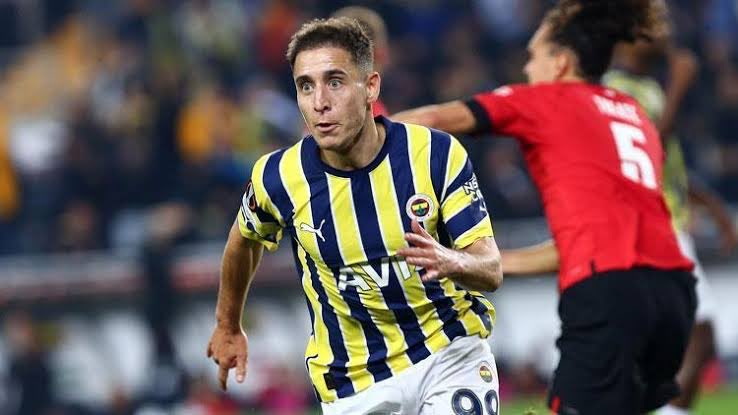 ajansfenercom's tweet photo. Mert Hakan Yandaş ve Emre Mor’un Fenerbahçe ile sözleşmeleri sona erdi. https://t.co/URkBXvfjww