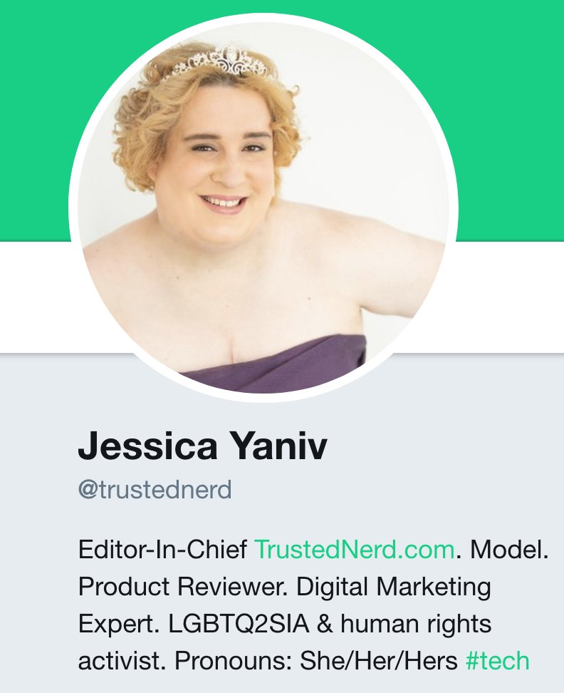 QuebecFier's tweet photo. 🚨 Jonathan Yaniv (alias Jessica) attaque Québec FIER devant le Tribunal des droits de la personne de la Colombie-Britannique!

Vous le connaissez peut-être : il s'agit d'un énergumène canadien-anglais de sexe masculin se disant « trans » qui a multiplié les plaintes contre des esthéticiennes refusant d’épiler ses testicules, tenté d’entrer dans des vestiaires féminins et qui instrumentalise sa pseudo-identité.

Aujourd’hui, il nous poursuit pour « discrimination » et « mégenrage » parce que nous refusons de l’appeler « elle » et de nier la réalité biologique. 

Il nous accuse aussi de diffamation pour avoir relayé l'an dernier un articles de presse véridique affirmant qu'il était recherché pour harcèlement. 

Cette plainte est une nouvelle tentative d’intimider et de faire taire ceux qui défendent les femmes et la liberté d’expression face à l’idéologie de genre. Nous refusons de nous soumettre.

Mais cette bataille juridique pourrait coûter cher.

Votre don aujourd’hui nous permet de nous défendre et de continuer le combat.

Vous pouvez contribuer à la lutte contre le délire woke en cliquant ici👇
https://t.co/xD4bMKXT4A

Merci d'avance de votre aide,
Québec FIER

P.S. : Pas en mesure de donner? Relayer cette publication, c’est déjà une aide précieuse!
