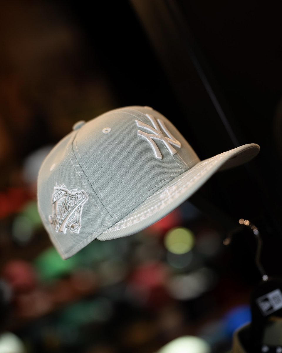 NewEraMx's tweet photo. MLB Latin Embroidery x New Era🧢

Bordados que recorren la visera con un nivel de detalle que no pasa desapercibido. Cada acabado eleva… y el resultado se siente distinto desde que te la pones.

Disponible en: https://t.co/Os6WP1w0QW, New Era App y New Era Stores.

#NewEraMéxico https://t.co/uq8kfWuOvk