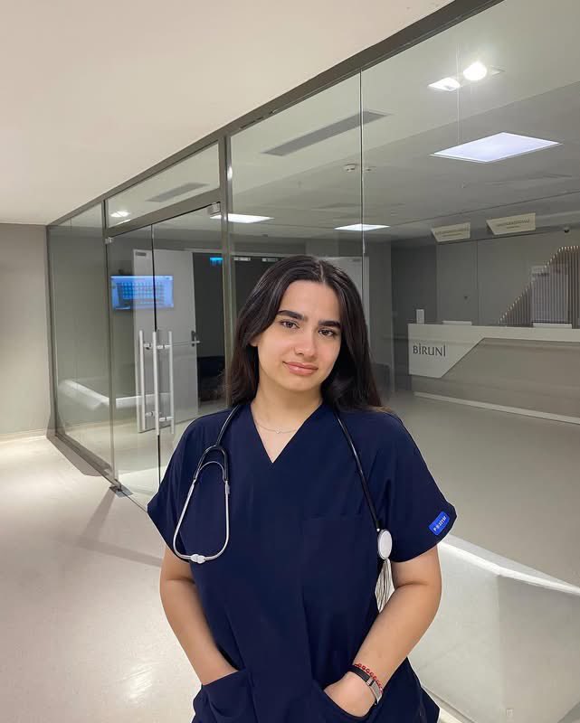 maria_avdv's tweet photo. Fatima Huseynova had just graduated from medical school. She came to Kharkiv for the graduation ceremony.

Today Russians killed her on the street with a guided bomb. 

Not Putin. “Ordinary Russians”. The ones who say they’re just small people with no power over anything. https://t.co/ORehSQ4Eqz