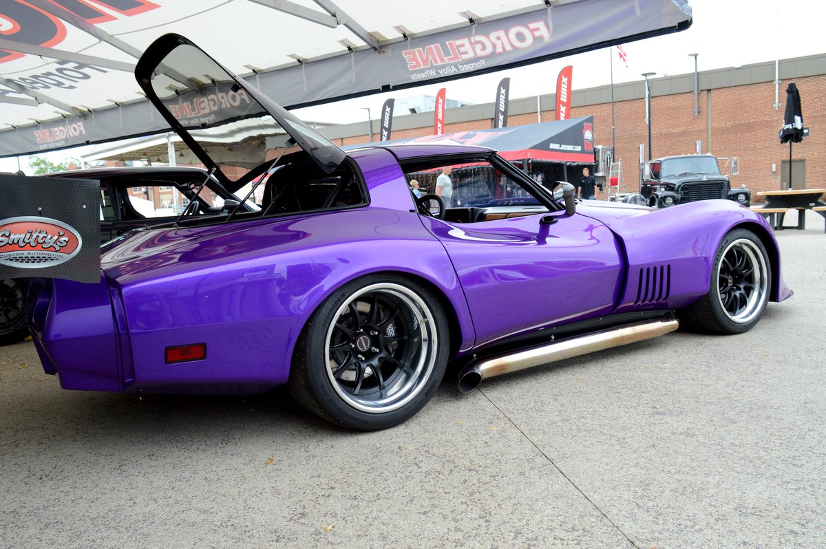 ForgelineWheels's tweet photo. Oh yeah! Ron Scott's incredible #Chevy #C3Corvette was an original Greenwood racecar from the 1970s and was transformed into a modern #protouring machine by the team at @Smittys6767. It's powered by a 760hp LS7 and rides on 18x11.5/18x12.5 #Forgeline forged three piece #GZ3R wheels finished with Matte Black centers, Polished outers, and Carbon Fiber Inlay Competition Center Caps! See more at: https://t.co/afJIQxhSFA
🇺🇸🇺🇸🇺🇸
----------------
Wheel: #ForgelineGZ3R
Type: Three Piece Forged
Series: Motorsport Series
Size: 18x11.5 & 18x12.5
Finish: Matte Black Centers with Polished Outers
Options: Carbon-Inlay Competition Center Caps