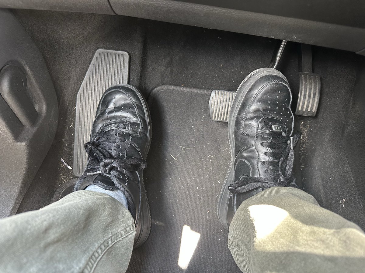 BootBator's tweet photo. Nike AF1s are my favorite sneakers https://t.co/jITeY6RzRX