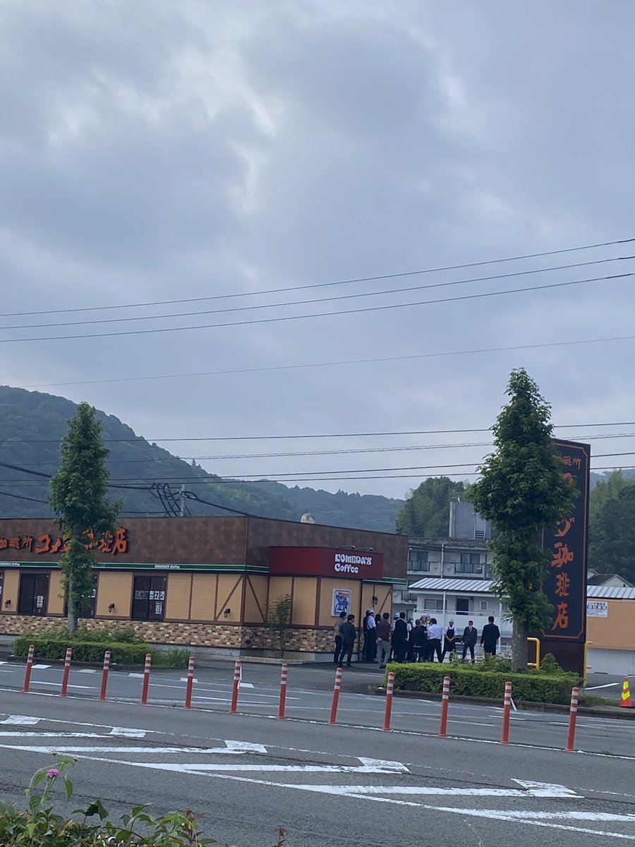 akai_touhan's tweet photo. ㊗️初日（高知市土佐道路） https://t.co/KgKtR8vBCV