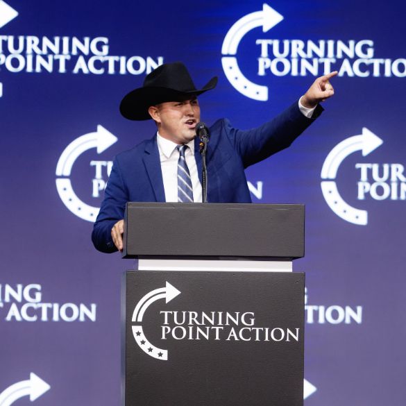 GOP__Ls's tweet photo. 🚨 TPUSA leader Austin Smith forged hundreds of signatures for his reelection petition.

He has pleaded guilty to election fraud. https://t.co/PgEMFUR76m