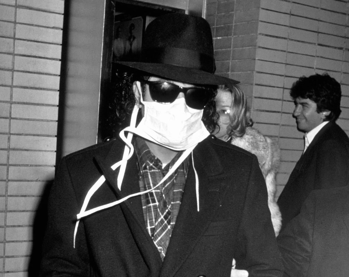 saycamore's tweet photo. they used to clown him for the mask look but it goes hard af https://t.co/uxHDqL0Dev