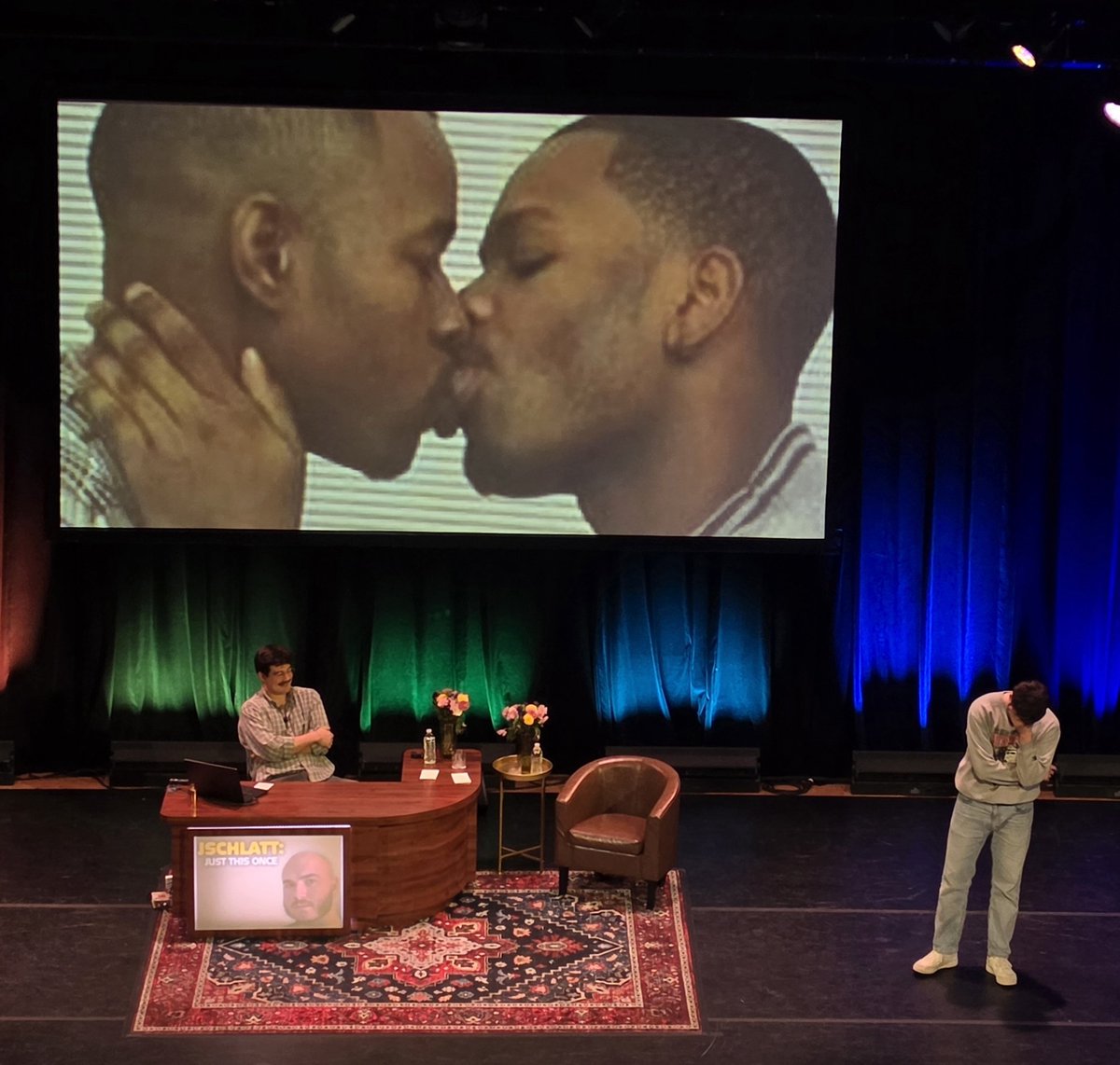 BielskiGrace's tweet photo. My favorite no context photos from the show https://t.co/pnzIJI0QaG