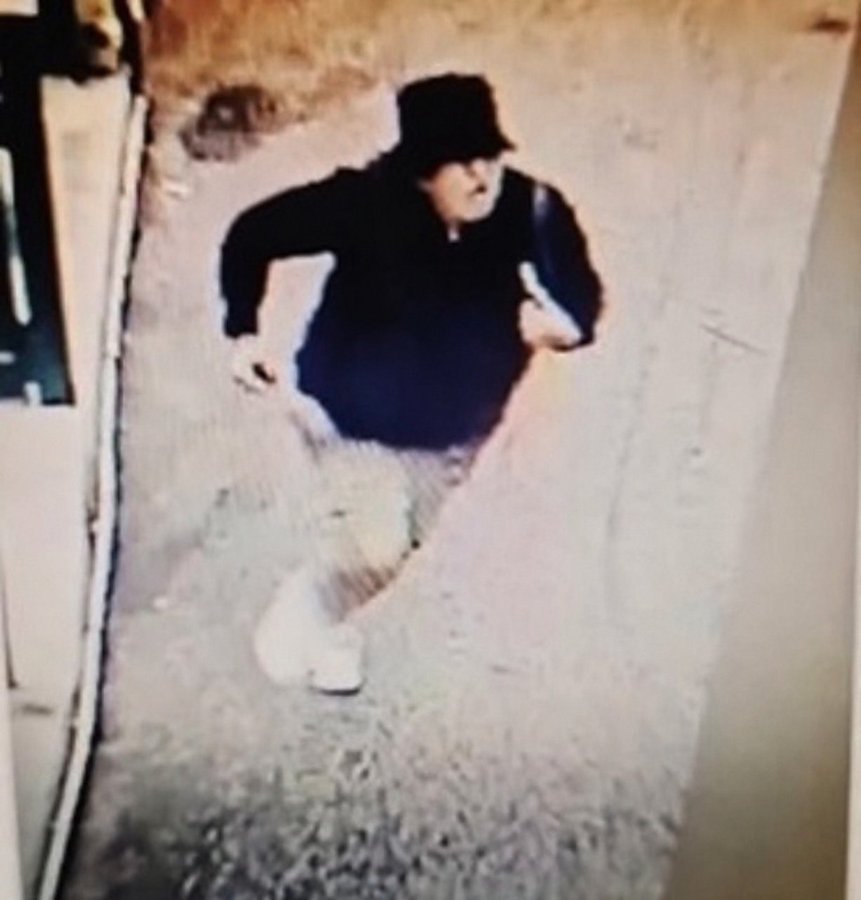 L_ThinkTank's tweet photo. ‼️ [ 🇲🇨 MONACO ]

🔸 Photo montrant le suspect présumé de l'explosion survenue à Monaco. Une importante chasse à l'homme est en cours. https://t.co/AakGItG8gQ