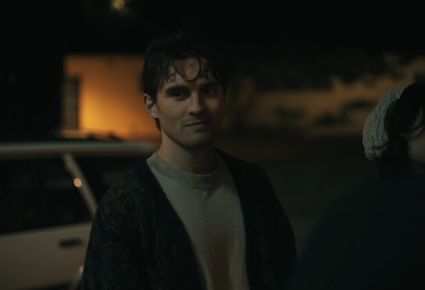 mjohnstoupdates's tweet photo. michael johnston as 'bear' in obsession https://t.co/sT0m1CiymQ